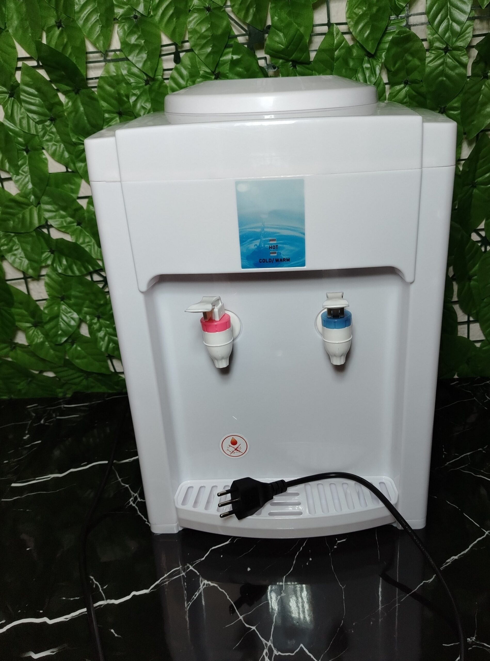 DISPENSADOR ELÉCTRICO AGUA FRIA/CALIENTE - Image 2